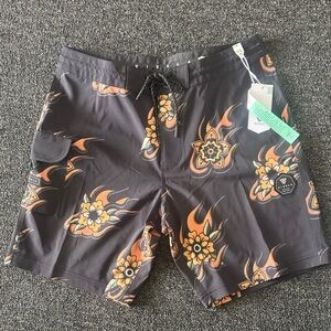 VISSLA  helloha Black and Orange Floral Board Shorts